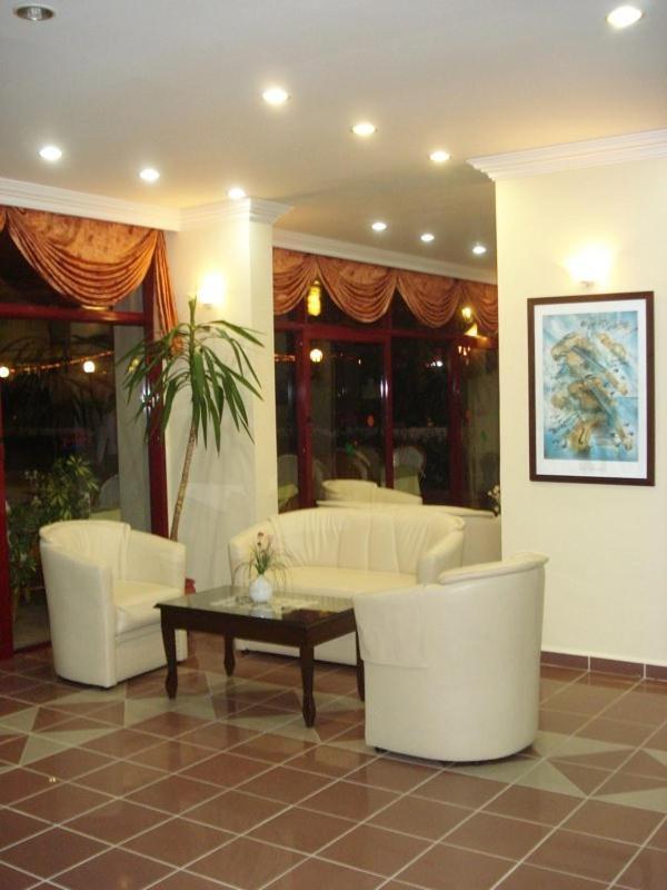 Amber-Rose Apart Hotel Αλάνια Εξωτερικό φωτογραφία